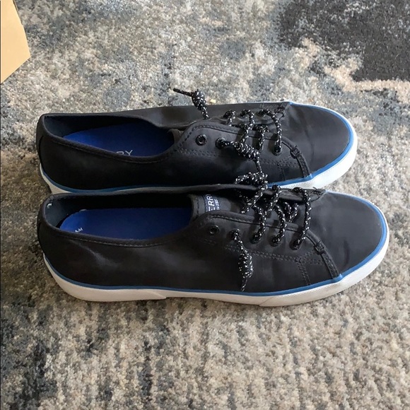 Sperry Boat Shoes - Picture 3 of 5